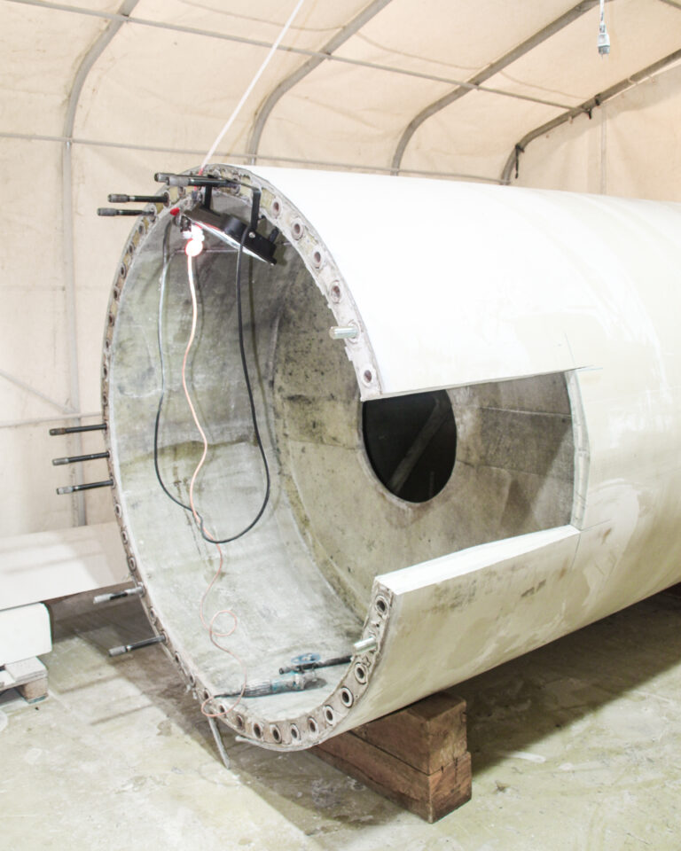 Sawing out a segment with defective bushings